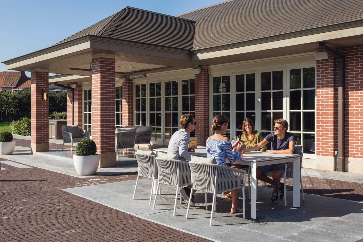 Tuinstoel Equator - Wit/lichtgrijs 2 Tuinstoel Equator - Wit/lichtgrijs - Afbeelding 2