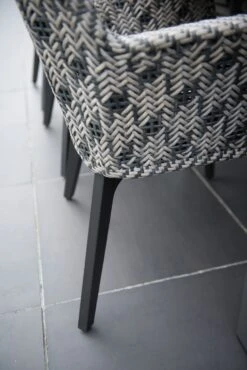 Tuinstoel Savri - Antraciet -TuinVibes Verkoop Savoy detail 02 0fbc